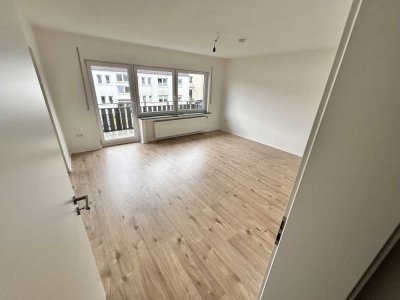 Frisch renovierte 4 Zimmer Wohnung in Heepen mit Balkon zu vermieten