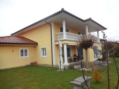 Exklusives Wohnhaus in Bürmoos