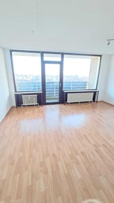 Helle 1-Zimmer Wohnung im 6. OG mit Balkon in Fischeln