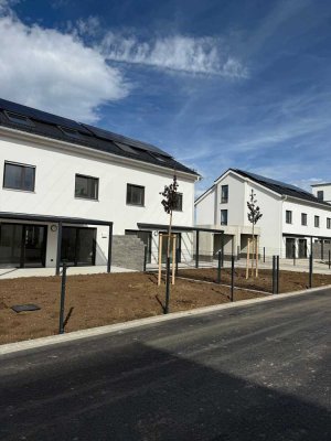 Großzügige, energieeffiziente Doppelhaushälfte - Zukunftswohnen Gartenstadt -  DHH04 -