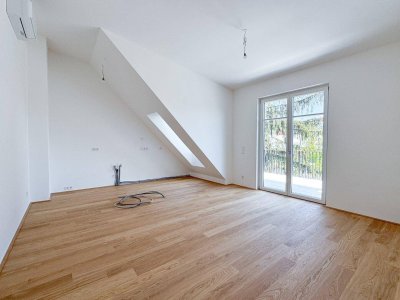 PREISREDUKTION! Modernes Wohnen mit Stil - Dachgeschoß mit Terrasse und Raumhöhen bis 3,60 m - Top 6 (Top 5)