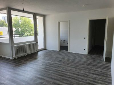 1-Zimmer-Apartment mit Balkon in Porz-Finkenberg