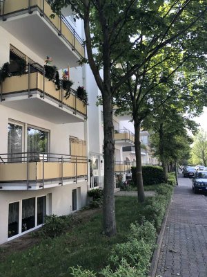 +++ SCHÖNE 2-ZIMMERWOHNUNG IN FRANKFURT-HAUSEN - MIT BALKON - MIT EBK +++