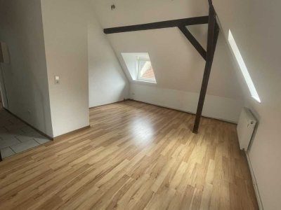 Renovierte 2-Zimmer-Wohnung in Osnabrück Schinkel zu vermieten