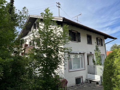 über 350 m² Wfl. - MFH in ruhiger Lage - Erbpacht!