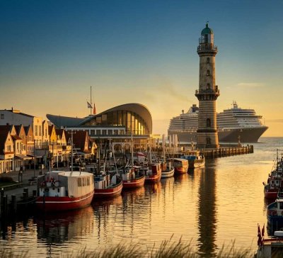 Barrierefreier Wohntraum in Warnemünde: Exklusive 3-Zimmer-Luxuswohnung mit 3 Terrassen&Schiffsblick