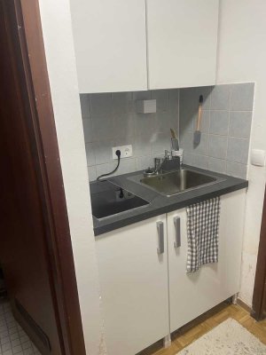 1-Zimmer Wohnung im 3. OG mit Aufzug in Offenbach Stadtmitte