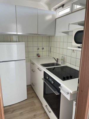 Stilvolle, gepflegte 1-Zimmer-Wohnung mit EBK in Würzburg