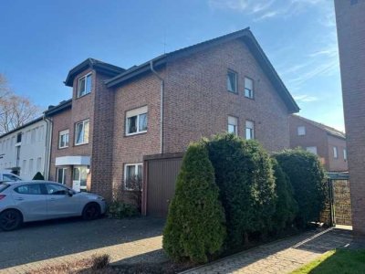 Schöne 2,5 Zimmer-Wohnung -vermietet- mit Balkon und Stellplatz in 47239 Duisburg-Rumeln