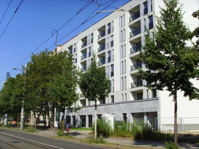 Schicke 2-Zi.-Wohnung mit Balkon, Duschbad und EBK