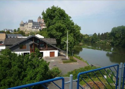 Schöne 2,5-Zimmer-Wohnung mit Lahn- und Domblick