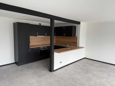 Erstbezug nach Sanierung: 3-Zi.-Wohnung mit Balkon in Winsen (Luhe)