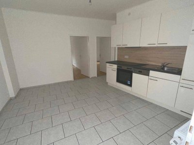 Lend nähe AVL, nette 2 Zimmerwohnung , auch für 2 er WG geeignet
