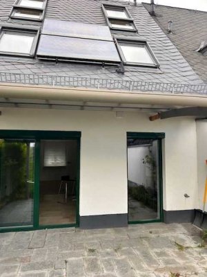 ansehen, kaufen, gleich einziehen:
RMH in ruhiger Lage für kleine Familie zum Sofortbezug
