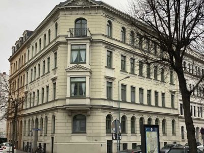 Waldstraßenviertel mit Blick auf Arena geschmackvolle Hochparterre-Wohnung