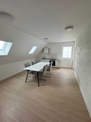 Ab sofort WG Zimmer in Augsburg
