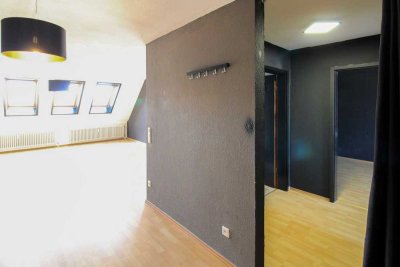 Großzügige Dachgeschosswohnung mit Dachterrasse und Weitblick in Beilstein