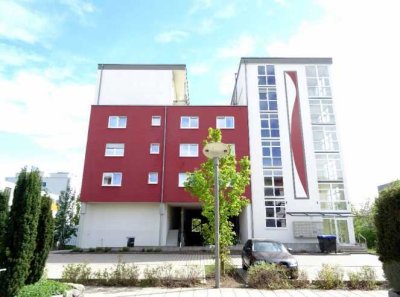 Helle teilmöblierte 2-Zimmer-Wohnung im Wiley