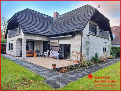 Imposantes Ein-/ Zweifamilienhaus in Zentrumsnähe von Aurich 
Hoher Wohnkomfort direkt in Aurich