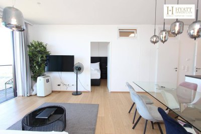 Iconic Living im TRIIIPLE Tower – Architektur, Design und Komfort