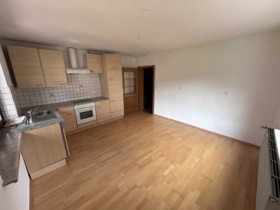 Ansprechende und modernisierte 3-Raum-EG-Wohnung in Faulbach