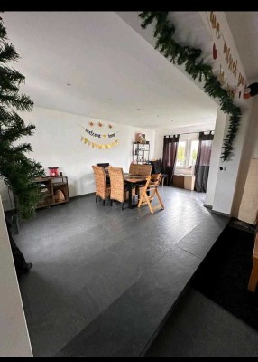 Schöne und gepflegte Maisonette-Wohnung in Schmidtheim