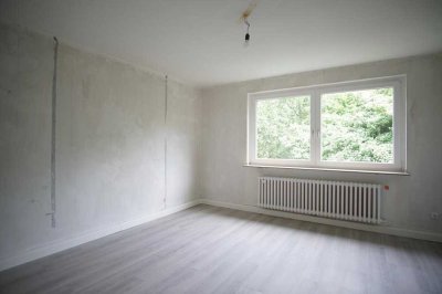 Tolle 3-Raum Wohnung + neuer Boden und Bad