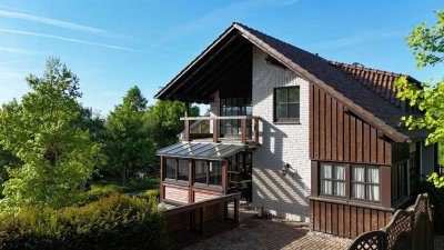 Generationenwohnen: Einfamilienhaus mit Einliegerwohnung auf großzügigem Grundstück in Sundern