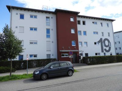 Familienfreundlich - 3-Zi.-Erdgeschosswhg. mit Terasse & großem Garten sowie Tiefgaragenstellplatz