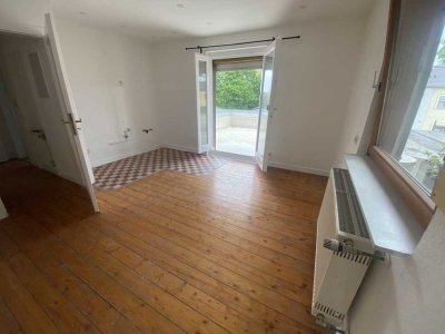 Freundliche 2-Zimmer-EG-Wohnung mit Terrasse in Wertheim