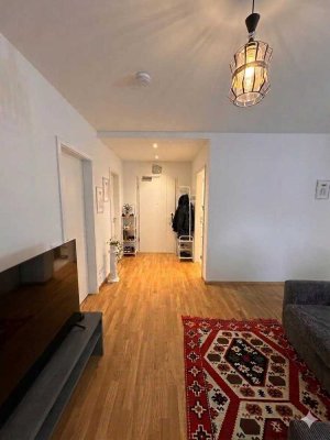 Helle 2-Zimmer Wohnung mit Balkon & EBK im 1. OG in Leipzig Zentrum-Süd