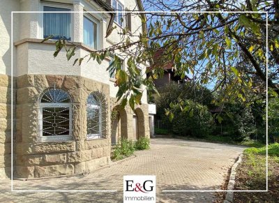 Familienglück mit riesigem Platzangebot! Charmantes Haus in sonniger Lage