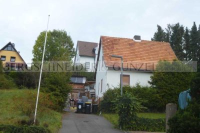 Kleines Einfamilienhaus mit Nebengebäude und Garten in Meinhard**Provisionsfrei**