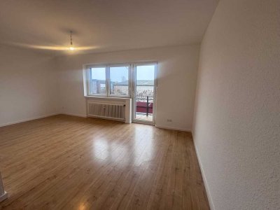 Großzügige 3 Zimmerwohnung in guter Lage Giesenkirchen