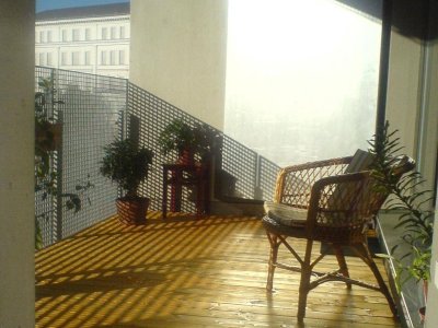 MODERNE 3 ZIMMER-WOHNUNG MIT ZUSÄTZLICHER 24m² TERRASSE UND PARKBLICK IN ATTRAKTIVEM STADTVIERTEL