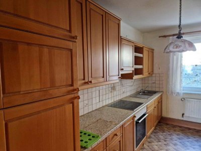 Sanierungsbedürftige 3 Zimmer Wohnung