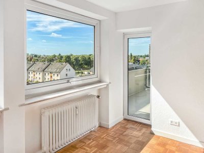 Frisch renovierte 3-Zimmer-Wohnung mit Ausblick & Balkon – ideal für Paare & Senioren