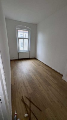 schöne 4 Raumwohnung in Frankfurt mit Balkon