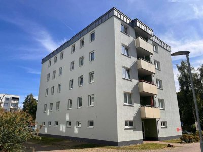 Attraktive barrierefreie 2-Raum Wohnung mit Fahrstuhl, moderner Einbauküche und Balkon – zum Verkauf