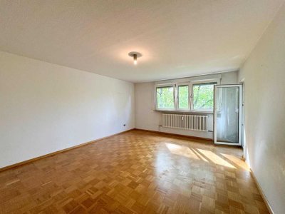 3-Zimmer Wohnung mit Loggia in grüner Lage - Erbpachtgrundstück