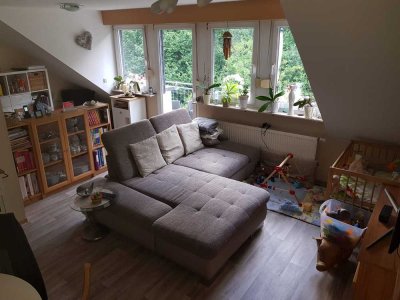 Gepflegte Maisonette-Wohnung mit vier Zimmern sowie Balkon und EBK in Merzig-Brotdorf