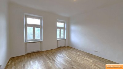 SANIERTE UNBEFRISTETE HELLE ALTBAUWOHNUNG IN DER GUDRUNSTRASSE