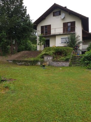 Einfamilienhaus mit großem Garten zu vermieten