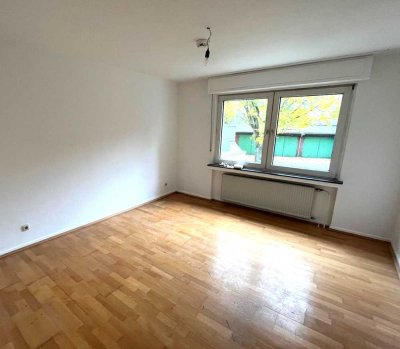 Schöne 2-Zi-Erdgeschoss-Whg. mit Balkon in zentraler Lage!