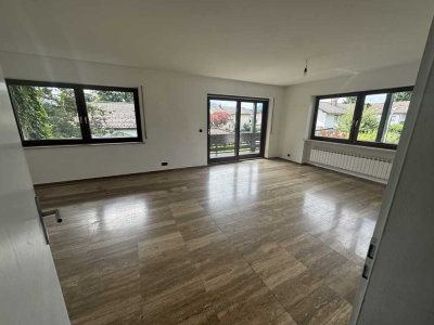 Stilvolle, sanierte 4-Raum-Wohnung mit gehobener Innenausstattung mit Balkon in Prien am Chiemsee