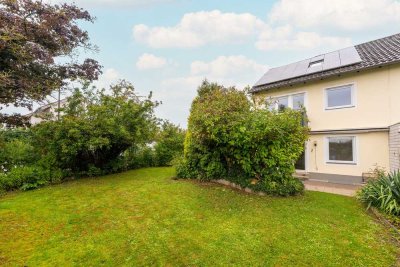 *Schöne Doppelhaushälfte samt Garage im Straubinger Süd-Westen*
