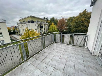 Bad Nauheim: Gepflegte 2-Zimmer-Wohnung mit Balkon und Tiefgaragenstellplatz