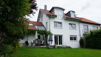 Familienfreundliche, exklusive und geräumige Doppelhaushälfte in Marzling bei Freising