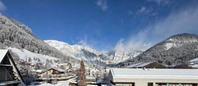 Eigentumswohnung mit großer, westseitiger Loggia und zugewiesenem Parkplatz