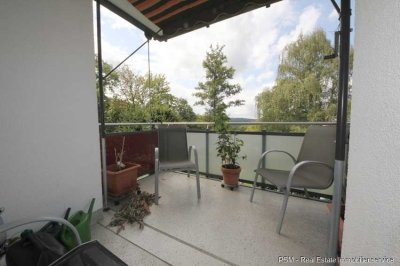 Horchheimer Höhe! Moderne 4 Zimmer Wohnung, Loggia mit Blick ins Grüne!